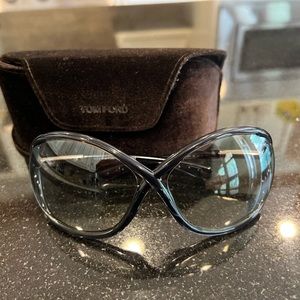 Tom Ford Whitney oversized soft round sunglasses